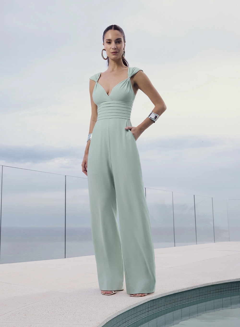 282376_macacao-essencial-elegante-544800369_z1_638861104027789571 MACACAO PANTALONA ALFAIATARIA FLUIT - Imagem 1