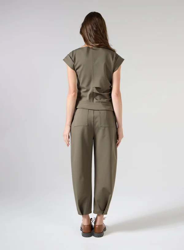 CONJUNTO BLUSA PREGAS E CALÇA - Imagem 2