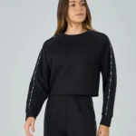 BLUSA RAGLAN COM ELÁSTICO PERSONALIZADO - PRETO