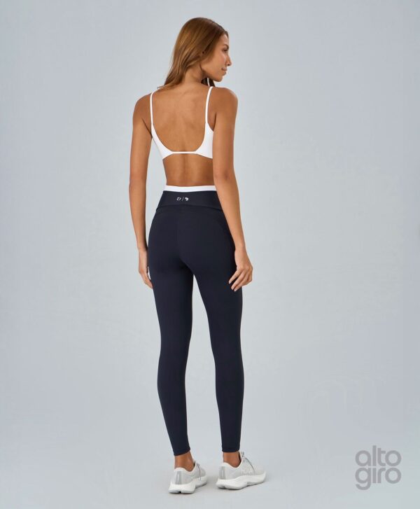 LEGGING RECORTES COM BOLSOS - PRETO - Imagem 3