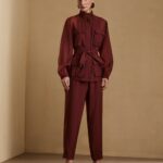 CONJUNTO CASACO COM CINTO E CALÇA