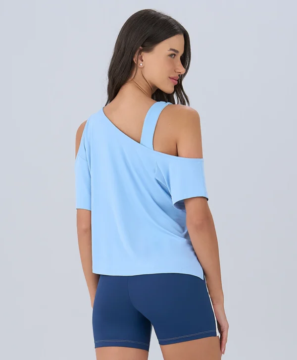 T-SHIRT ASSIMÉTRICA AZUL CÉU - Imagem 2