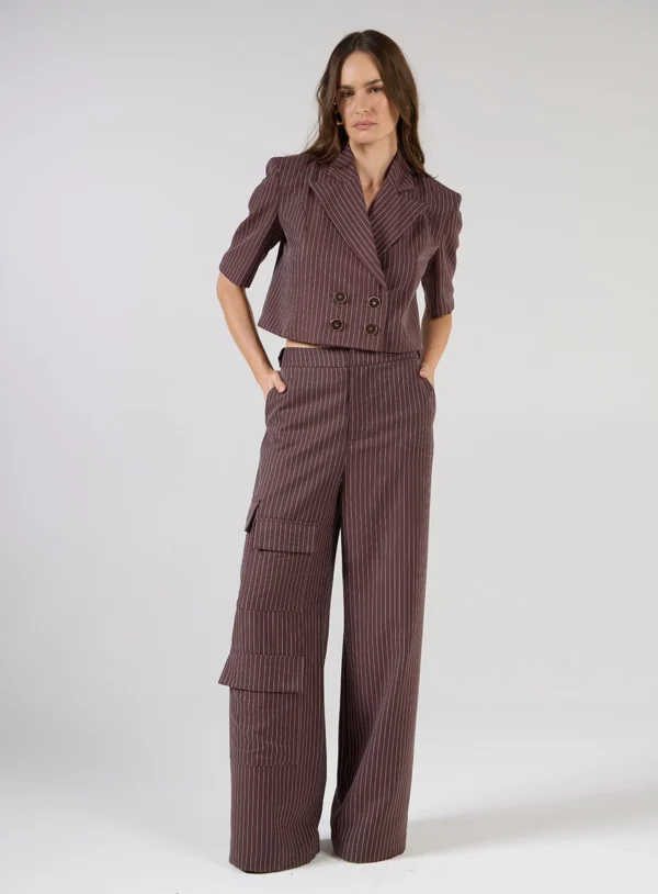 CONJUNTO CALÇA E CASAQUETO LISTRAS - Imagem 3