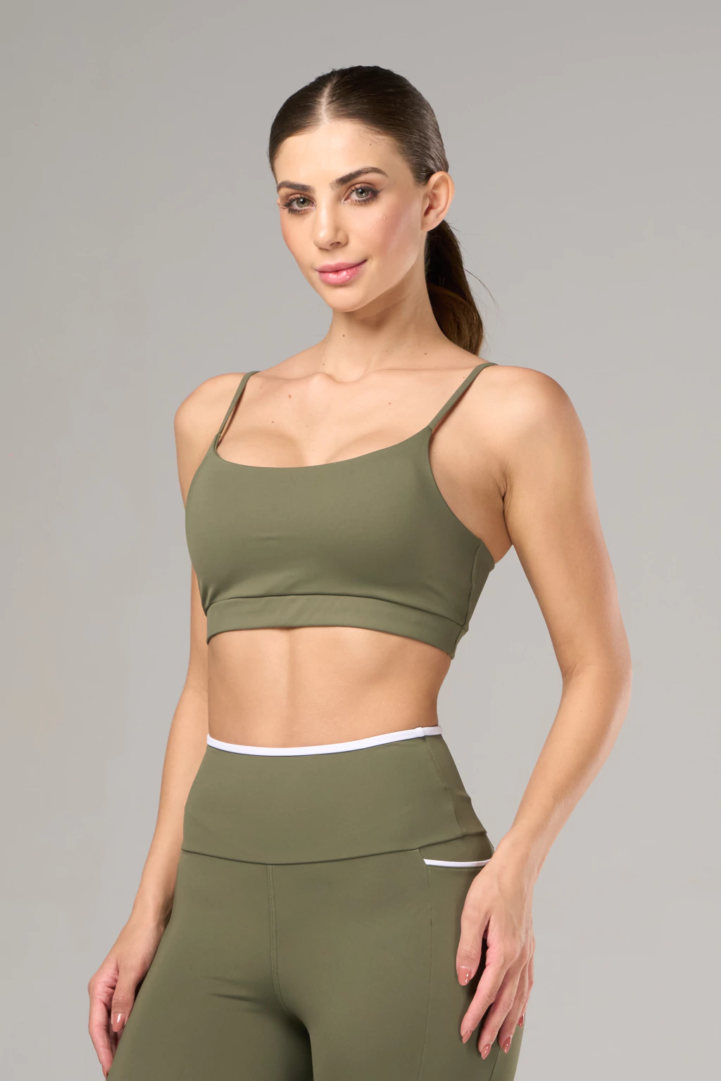 top-dynamic-explorer-verde-oliva1-9c8da295b838ad313317788692485009-1024-1024 TOP EXPLORER – VERDE OLIVA - Imagem 1